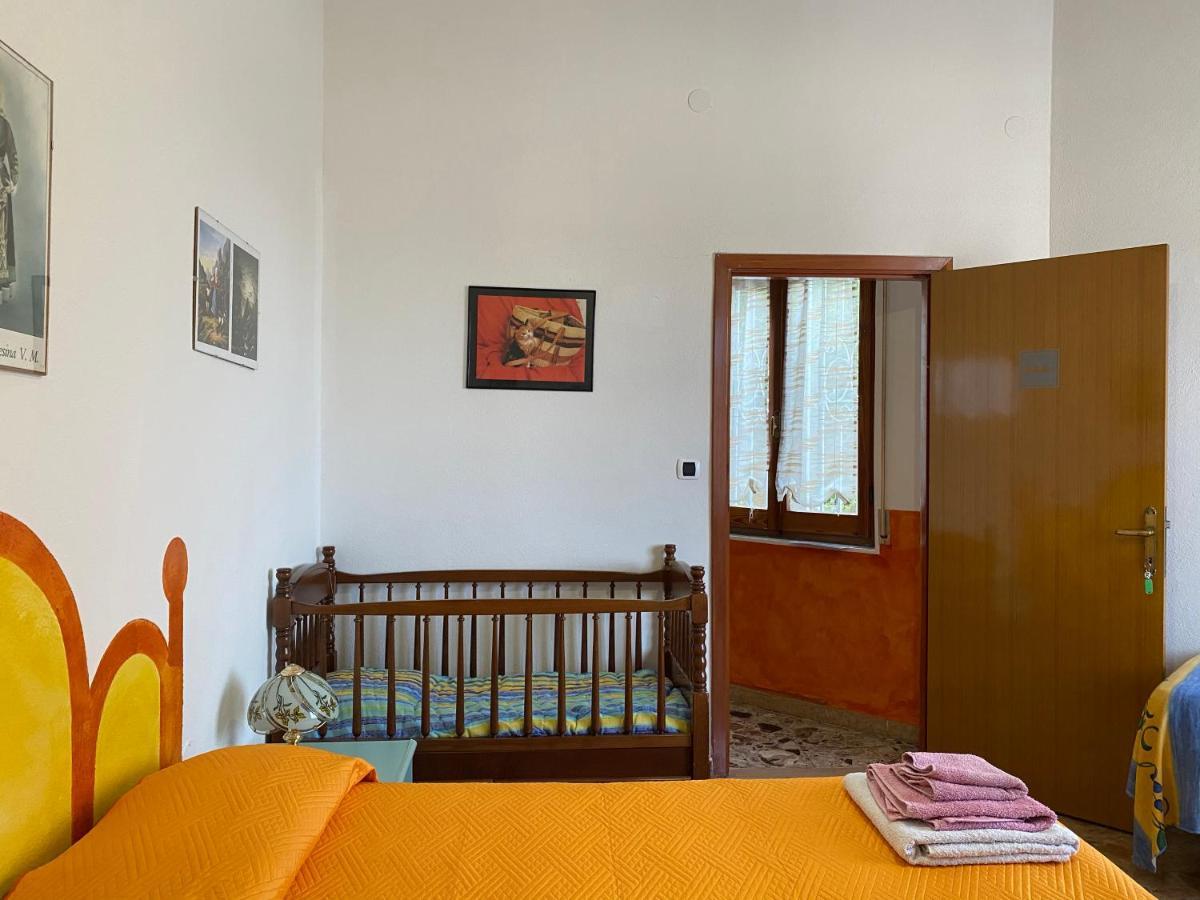 Bed And Breakfast Da Antonio - Orgosolo Εξωτερικό φωτογραφία
