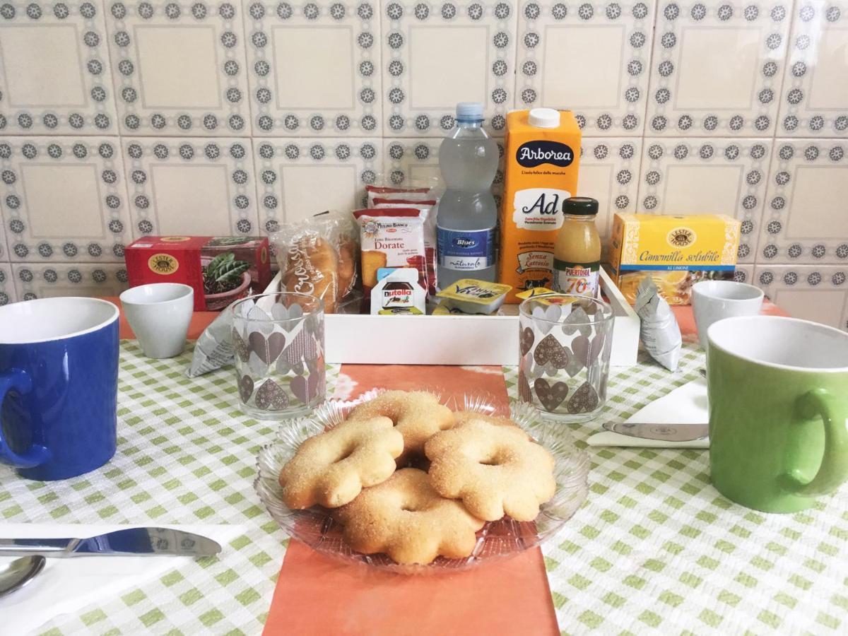Bed And Breakfast Da Antonio - Orgosolo Εξωτερικό φωτογραφία