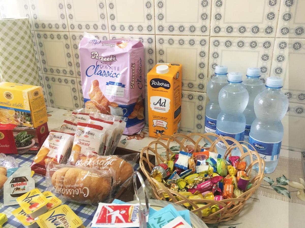 Bed And Breakfast Da Antonio - Orgosolo Εξωτερικό φωτογραφία