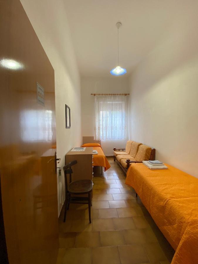Bed And Breakfast Da Antonio - Orgosolo Εξωτερικό φωτογραφία